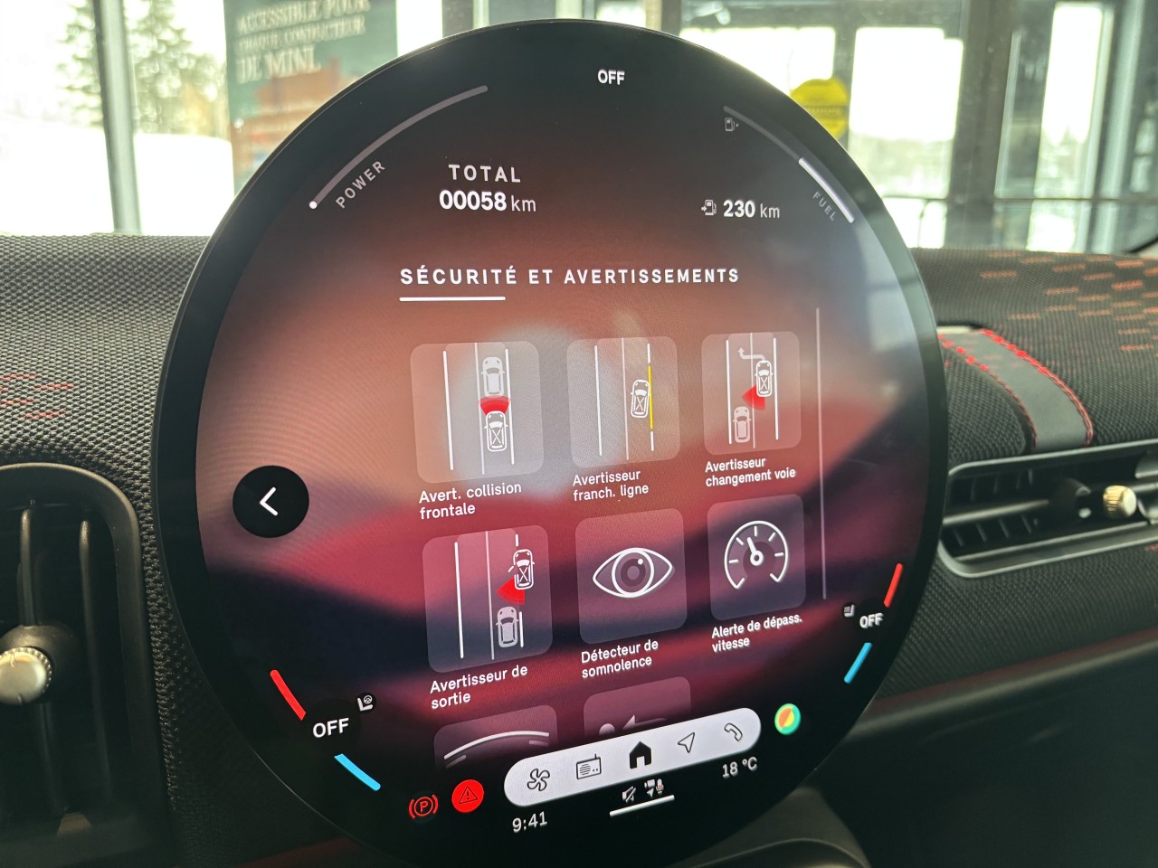 2025 MINI John Cooper Works - Image 19