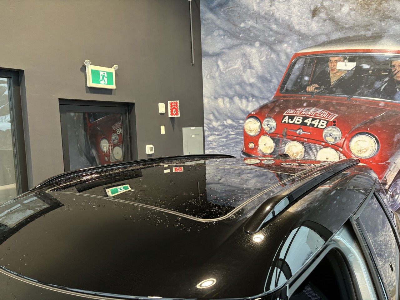 2025 MINI Countryman - Image 22