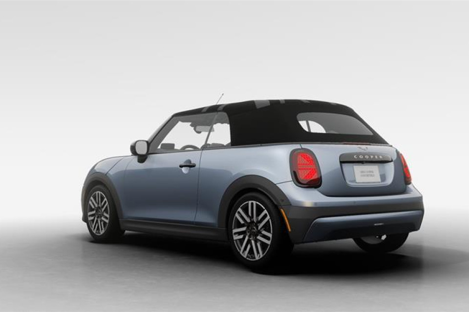 2026 MINI Convertible - Image 2