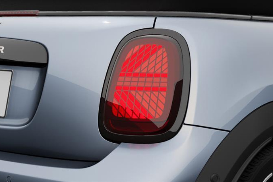 2026 MINI Convertible - Image 8