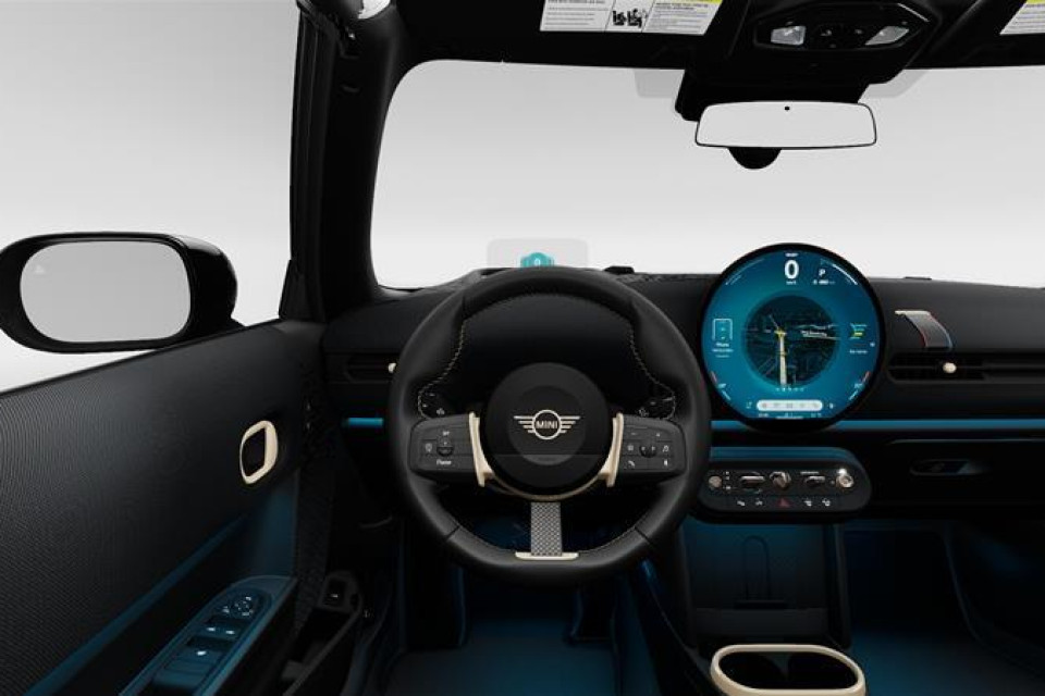 2026 MINI Convertible - Image 14