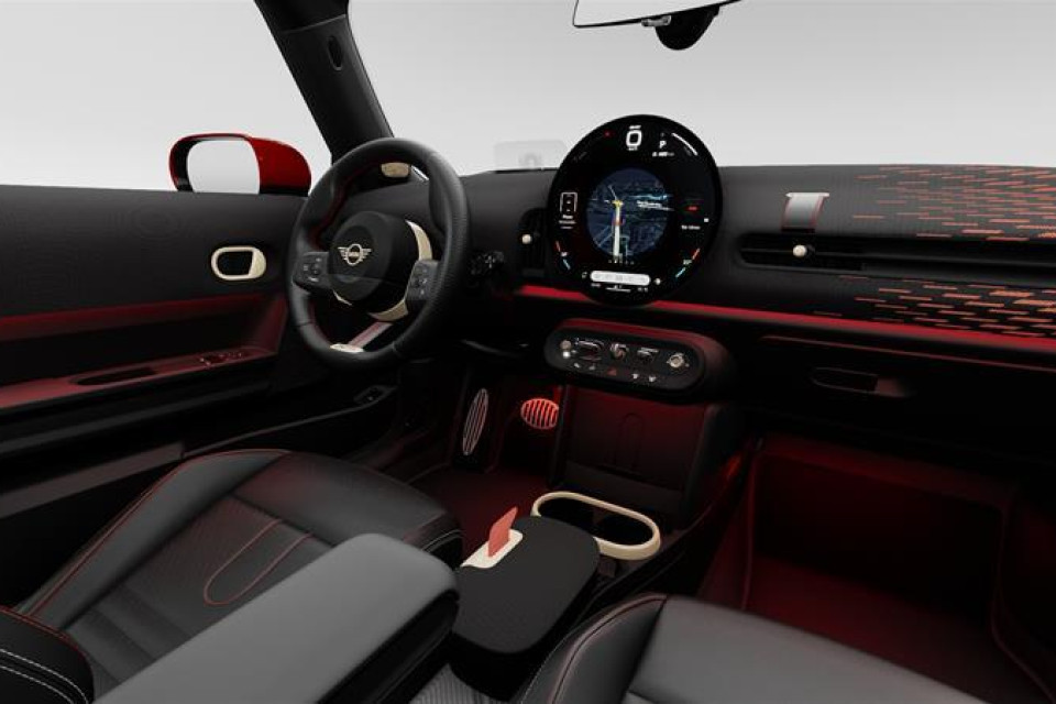 2026 MINI 3 Door - Image 6