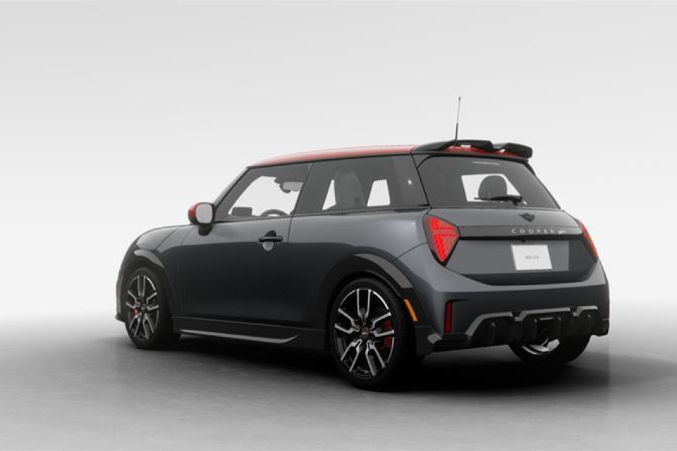 2026 MINI 3 Door - Image 7