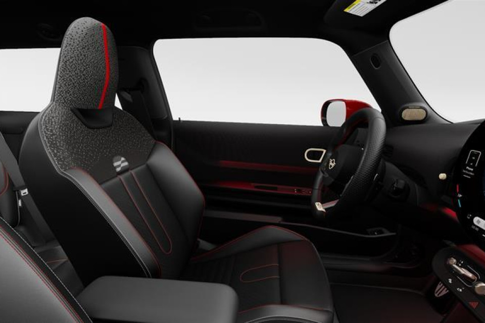 2026 MINI 3 Door - Image 14