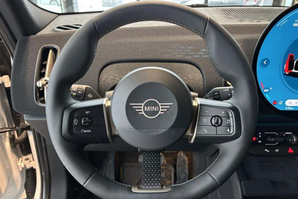 2026 MINI Countryman - Image 8