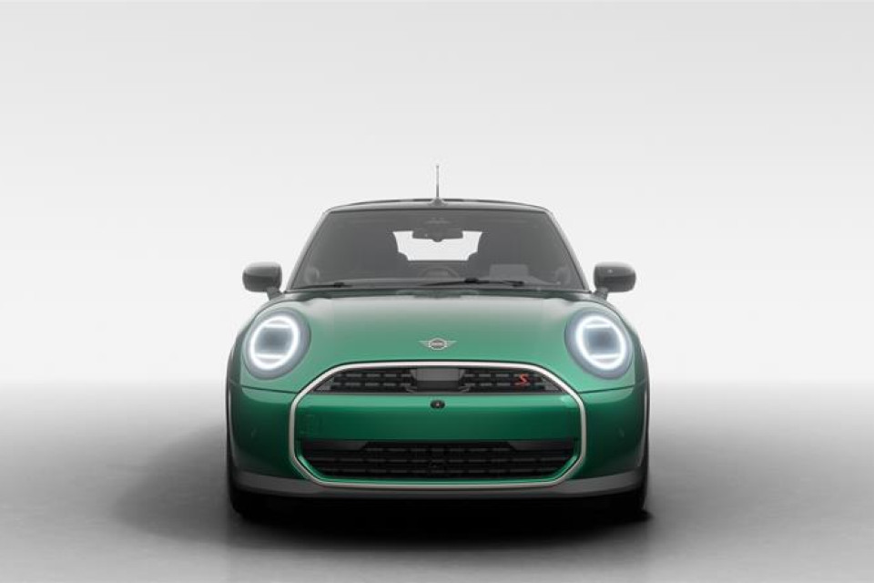 2026 MINI Convertible - Image 3