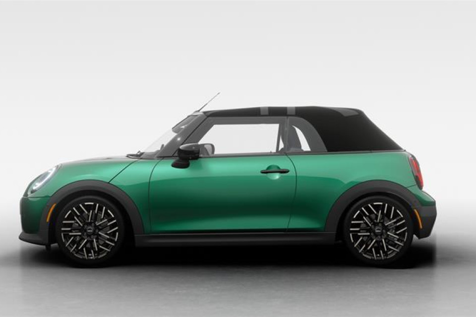 2026 MINI Convertible - Image 4