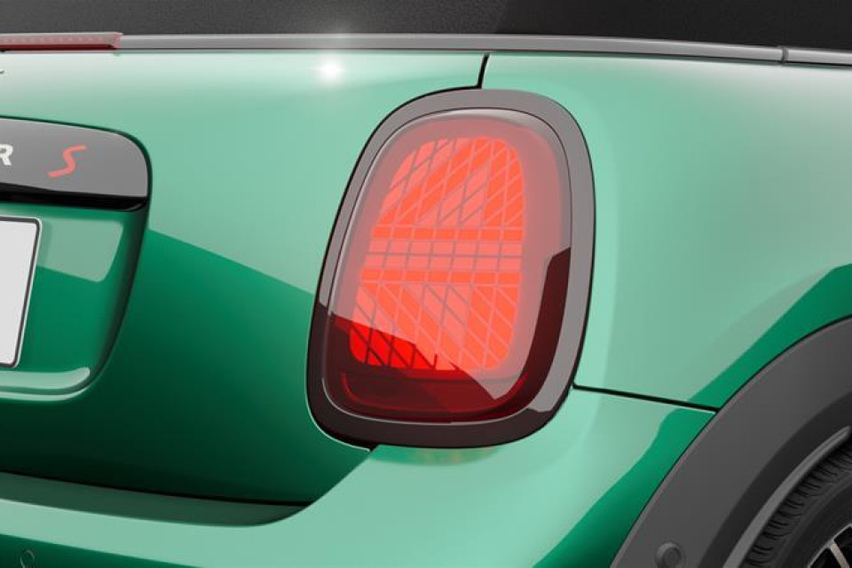 2026 MINI Convertible - Image 8