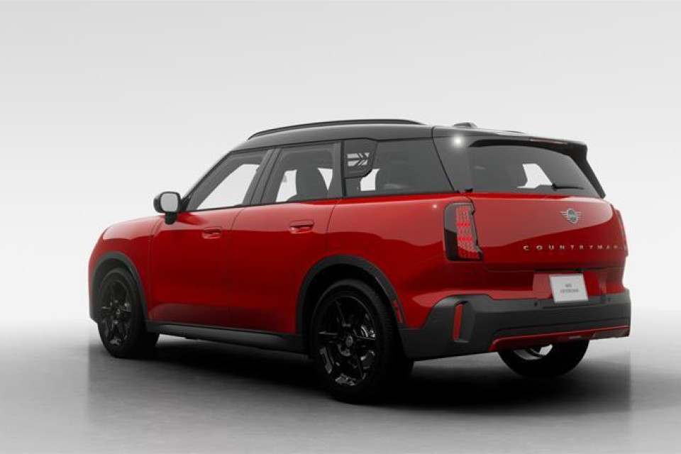 2026 MINI Countryman - Image 2