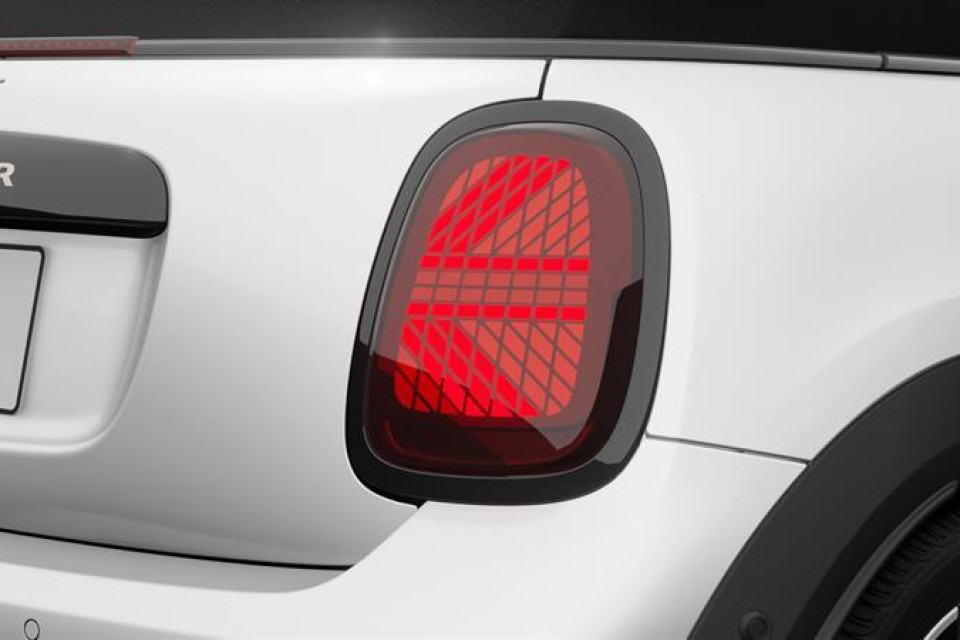 2026 MINI Convertible - Image 8