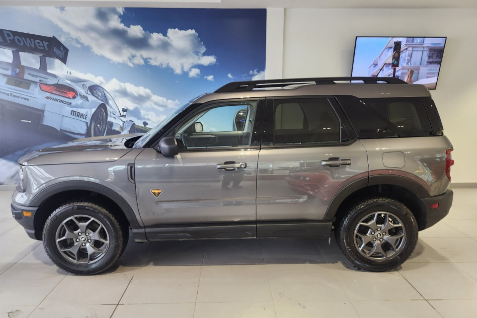 2022 Ford Bronco Sport - Image 2