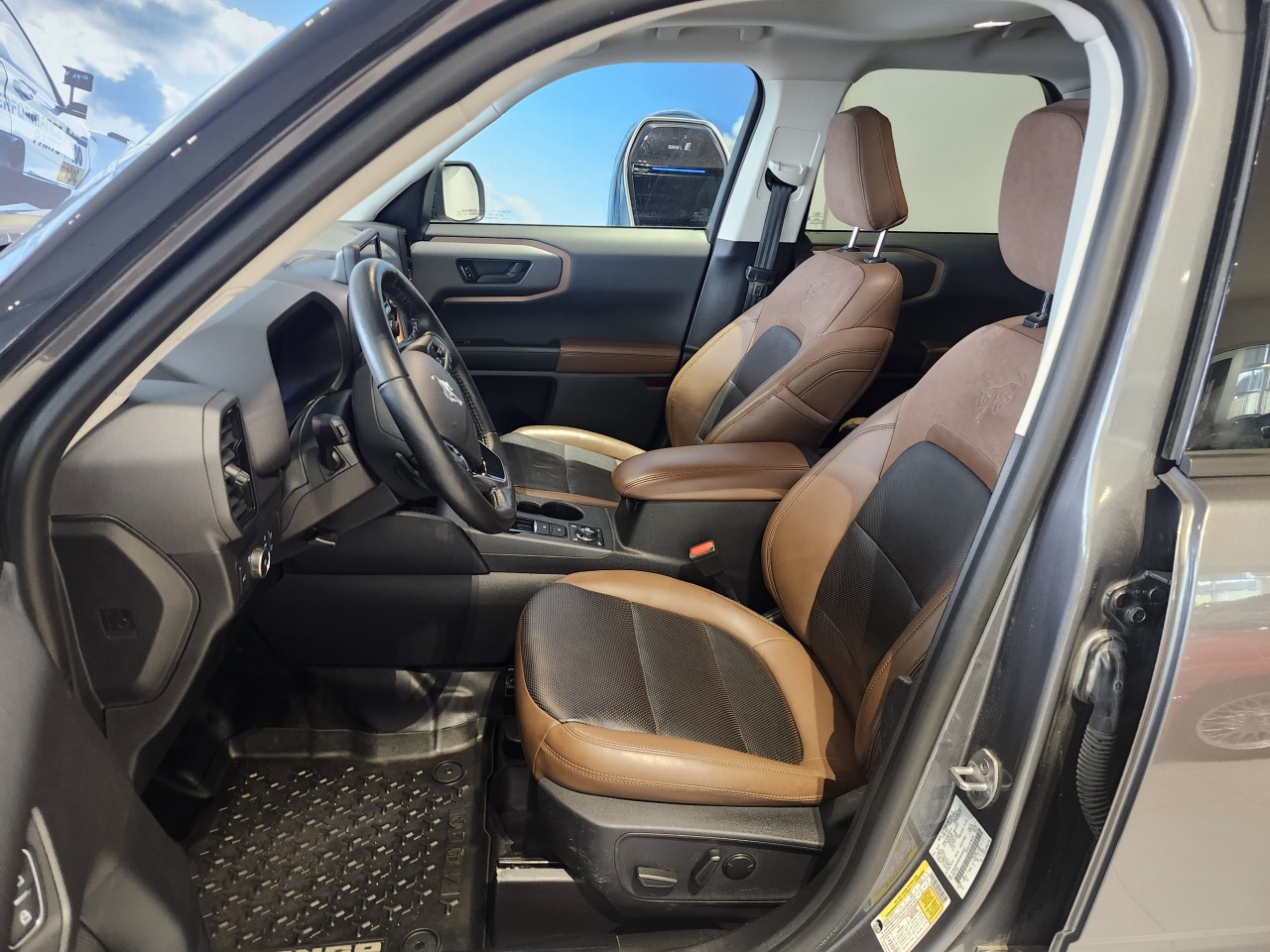 2022 Ford Bronco Sport - Image 11