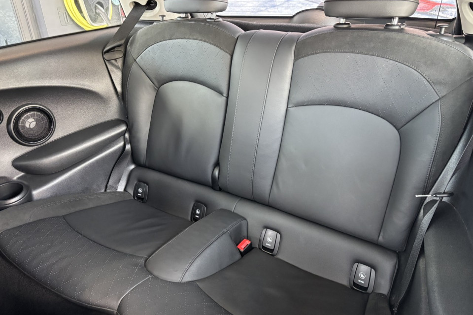 2023 Mini Cooper - Image 14