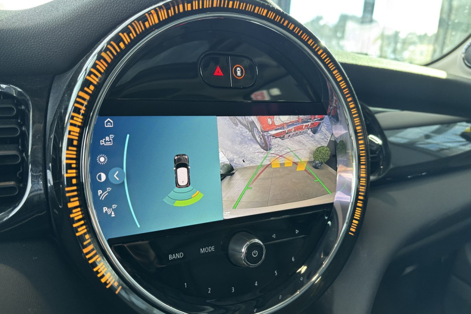 2023 Mini Cooper - Image 22