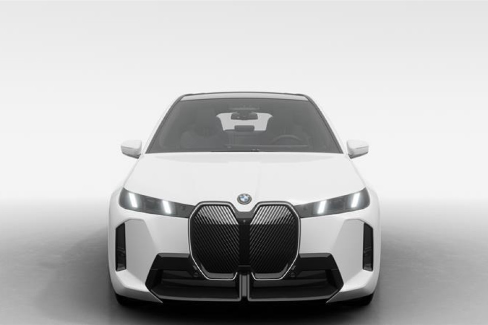 2026 BMW iX - Image 3