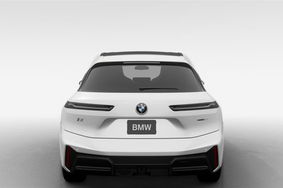 2026 BMW iX - Image 4