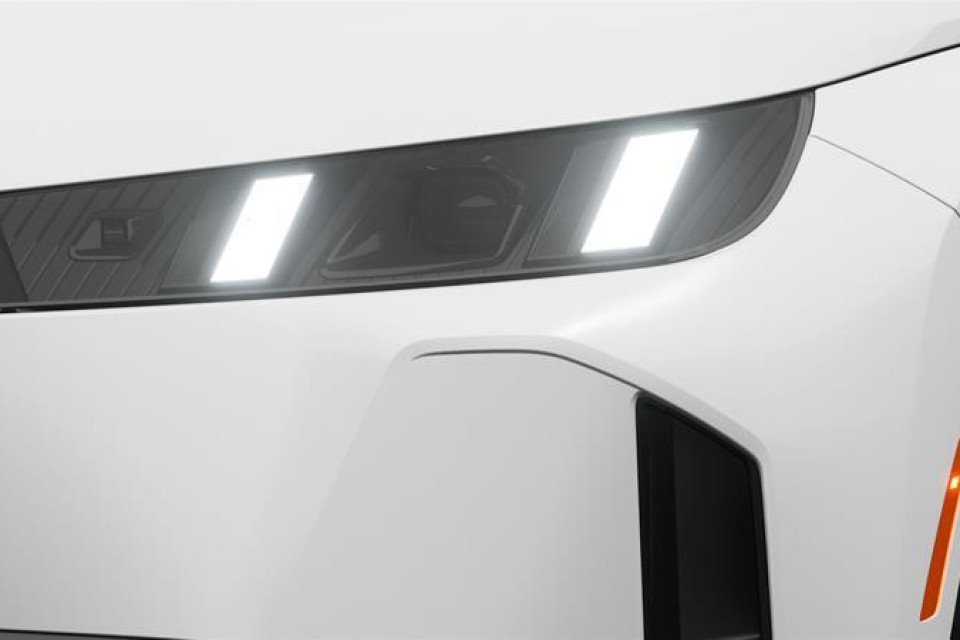 2026 BMW iX - Image 5