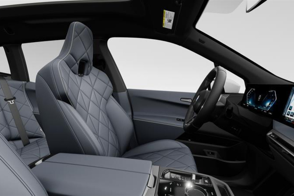 2026 BMW iX - Image 11