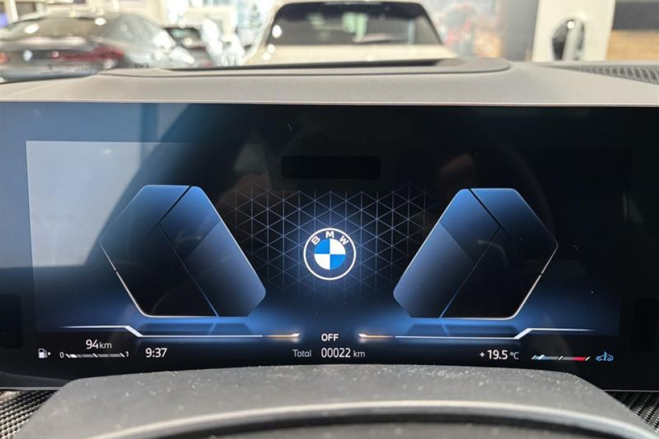 2026 BMW X7 - Image 5