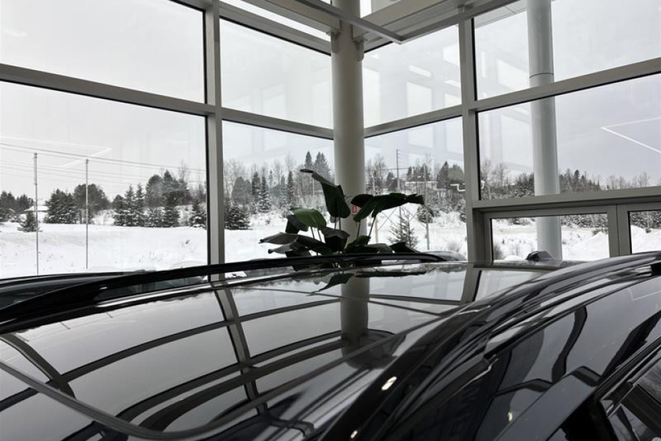 2026 BMW X7 - Image 9