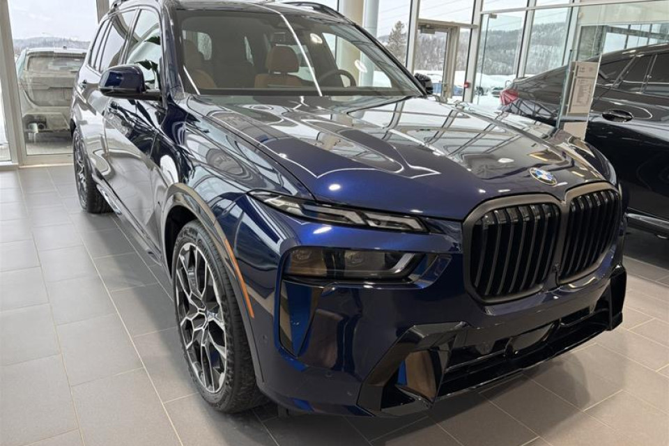 2026 BMW X7 - Image 15