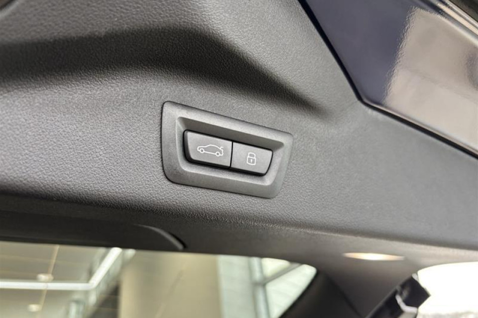 2026 BMW X7 - Image 18