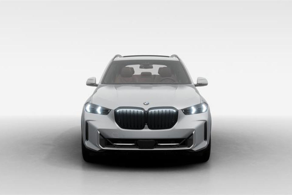 2026 BMW X5 - Image 3