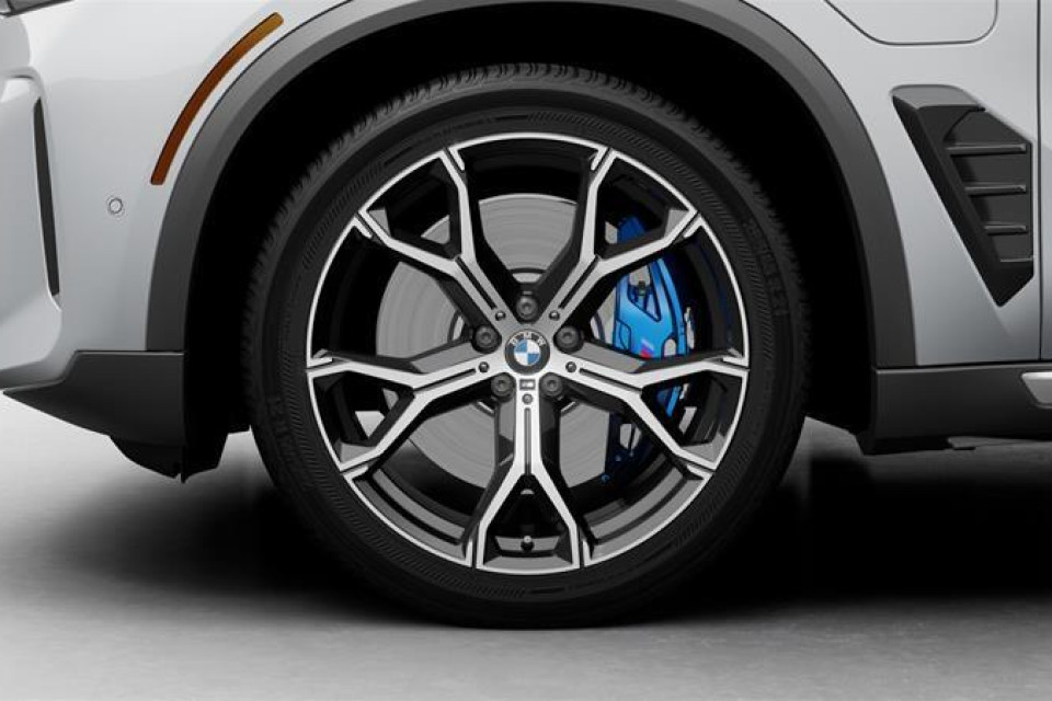 2026 BMW X5 - Image 8