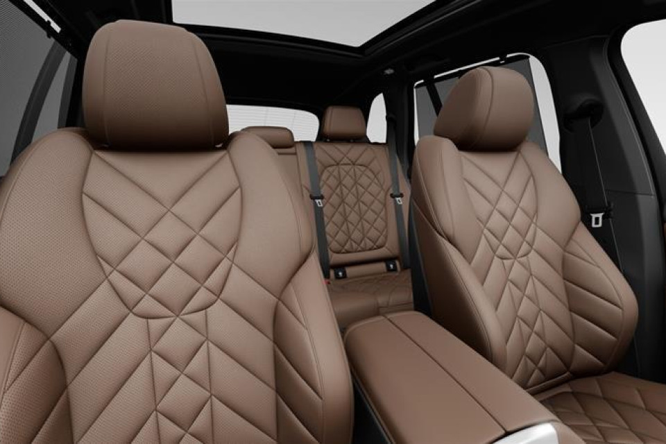 2026 BMW X5 - Image 12