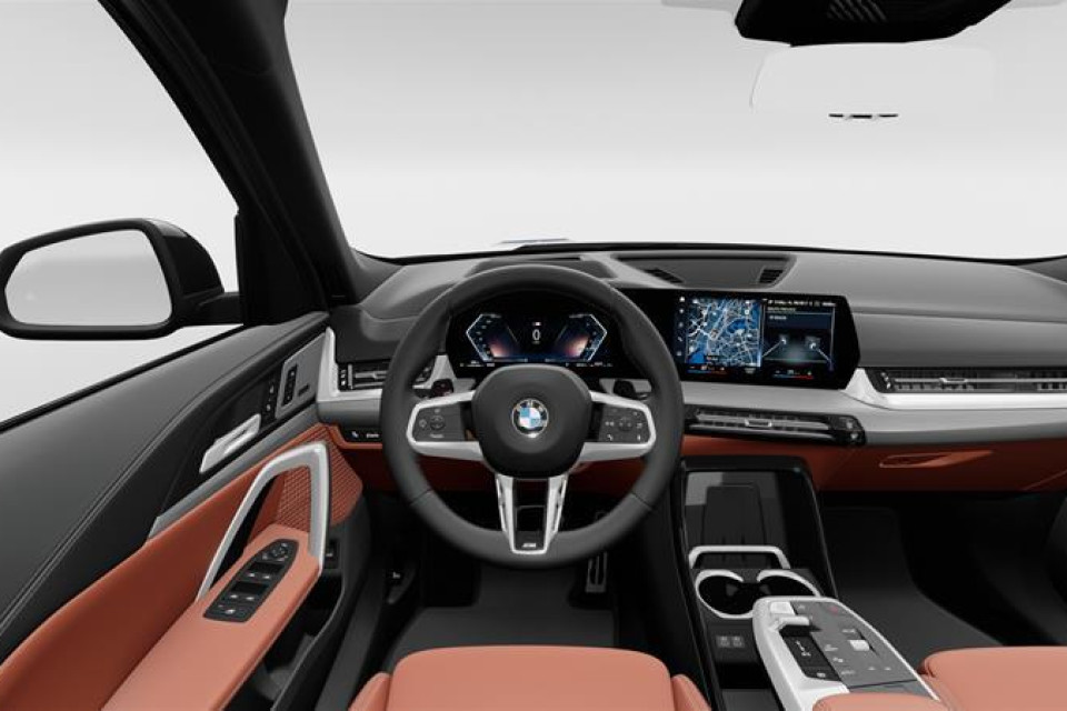 2026 BMW X1 - Image 13