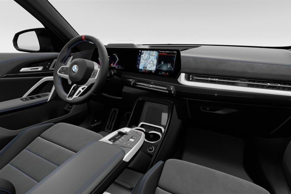 2026 BMW X1 - Image 13