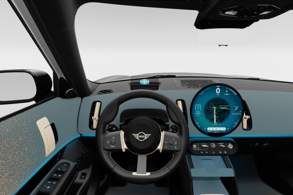 2026 MINI Countryman - Image 13