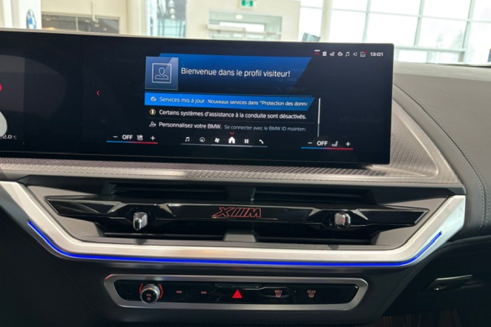 2026 BMW XM - Image 21