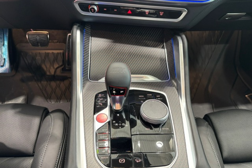 2026 BMW XM - Image 14