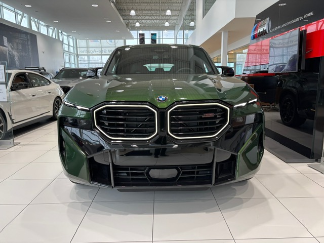 2026 BMW XM - Image 9