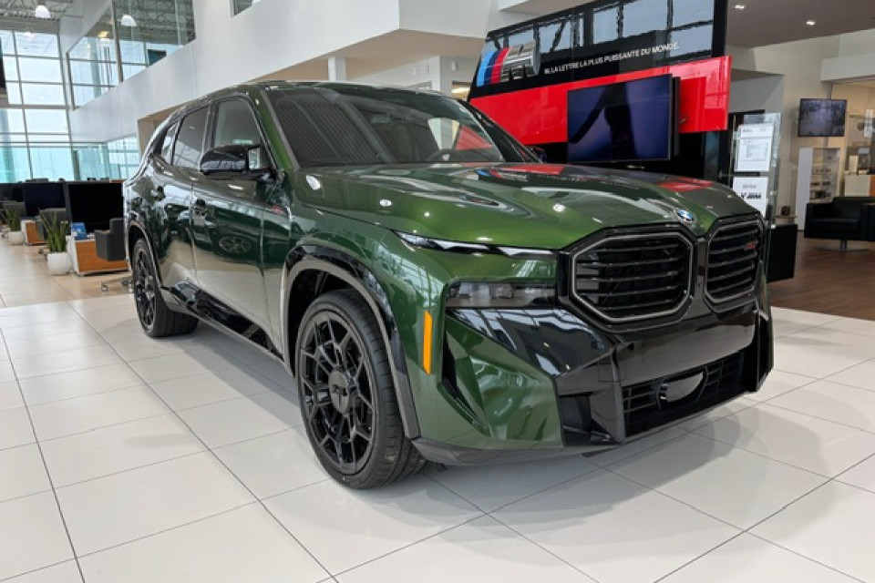 2026 BMW XM - Image 8