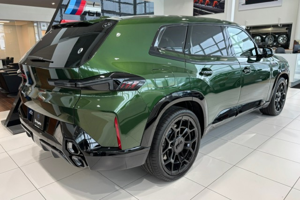 2026 BMW XM - Image 6