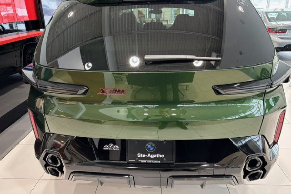 2026 BMW XM - Image 3