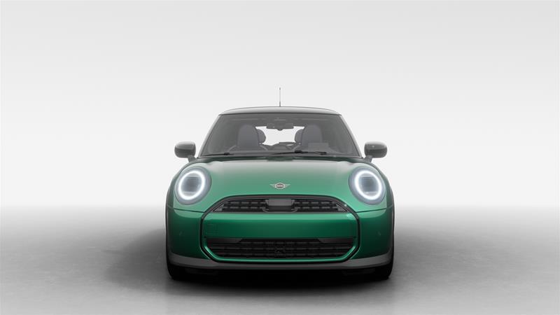 2026 MINI 3 Door - Image 3