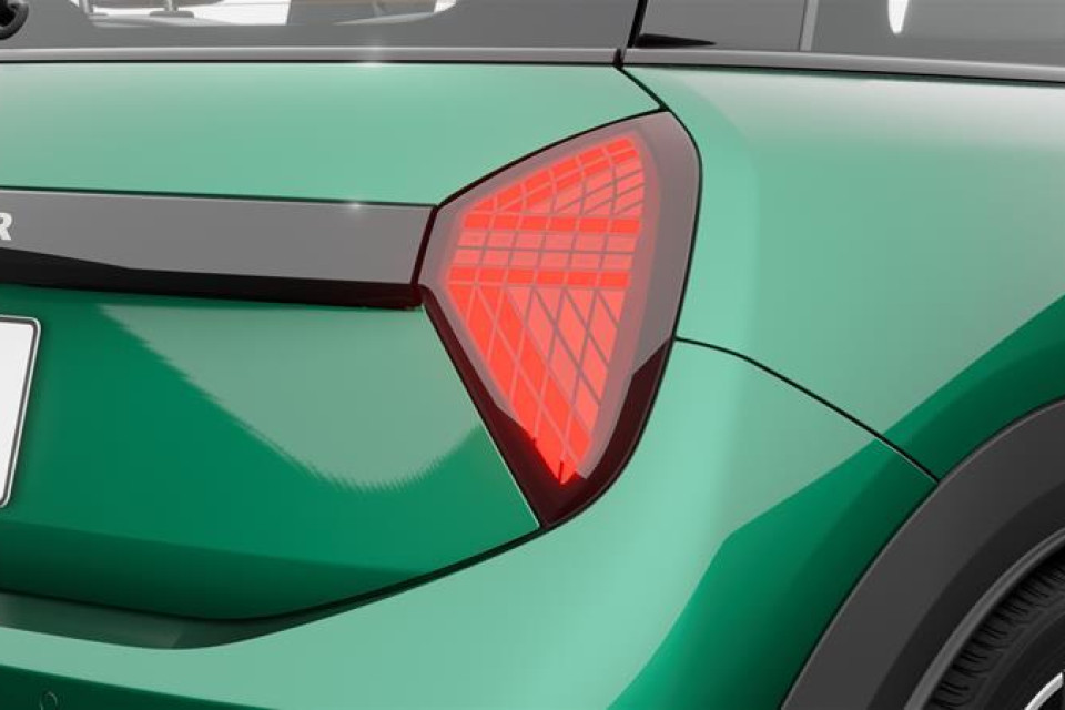 2026 MINI 3 Door - Image 8