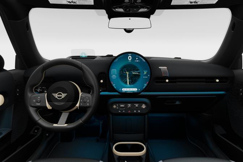 2026 MINI 3 Door - Image 10