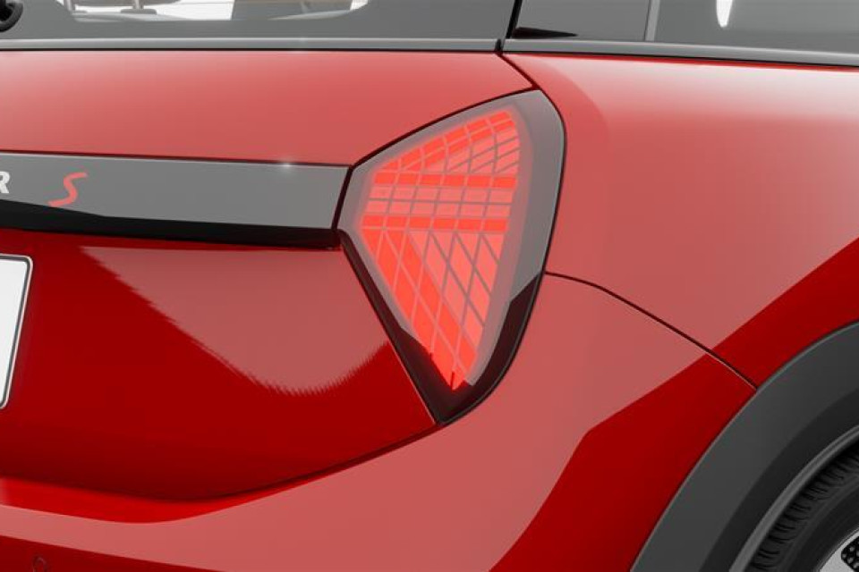 2026 MINI 3 Door - Image 8