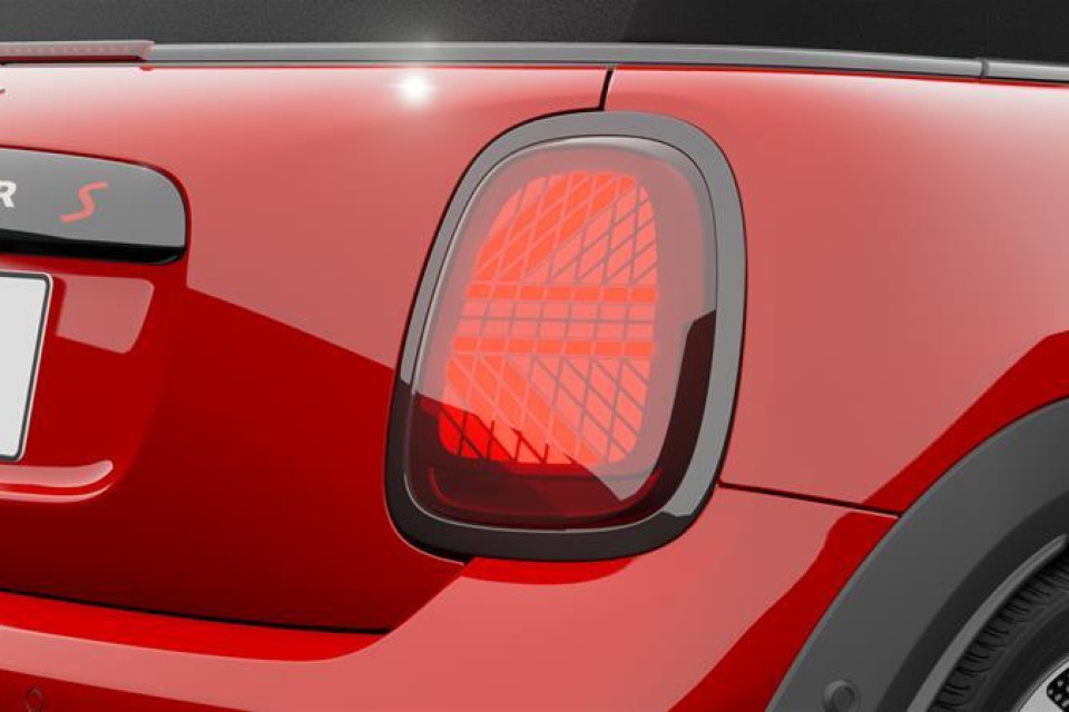 2026 MINI Convertible - Image 8