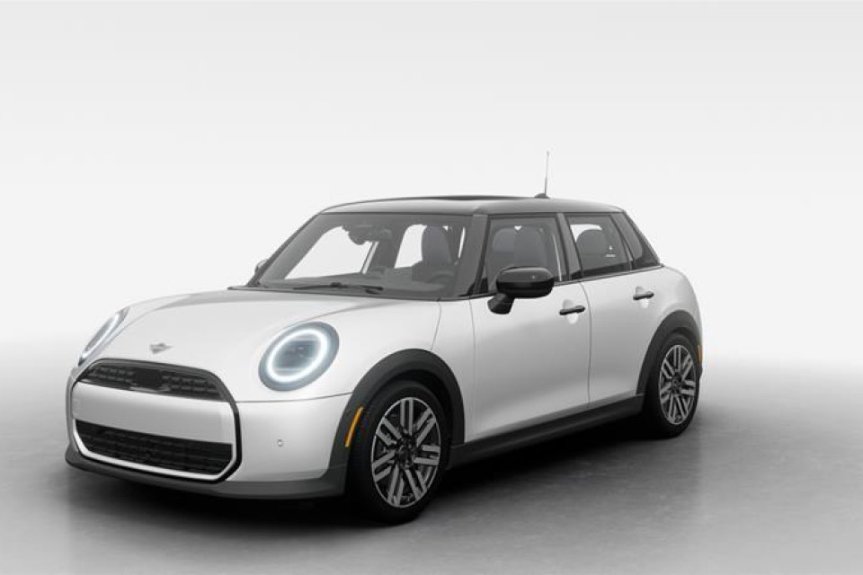 2026 MINI 5 Door - Image 1