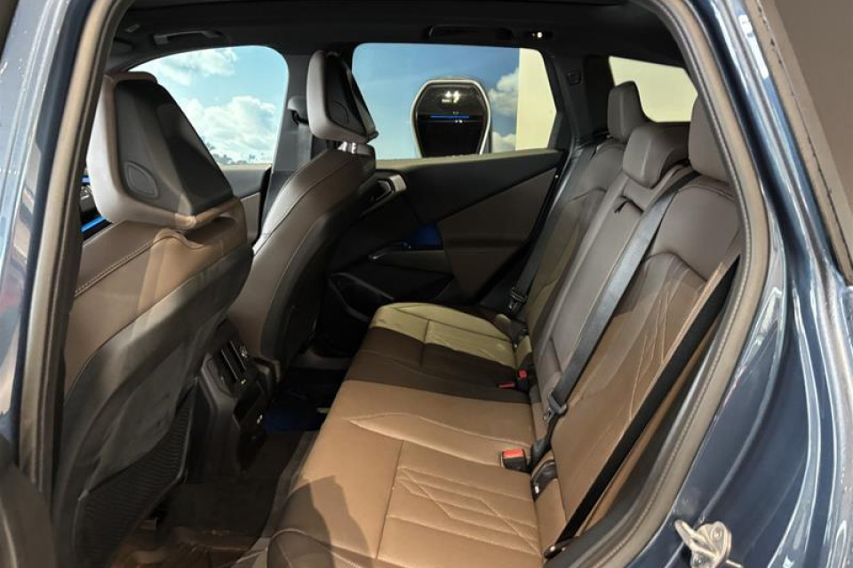 2026 BMW X3 - Image 10