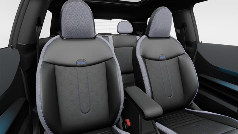 2026 MINI 3 Door - Image 4