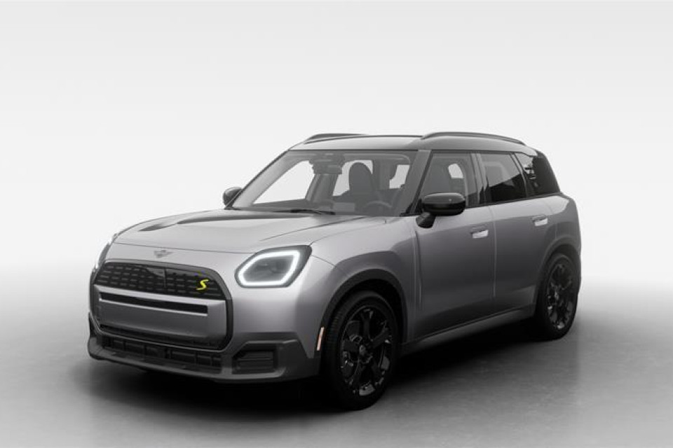 2025 MINI Countryman - Image 1