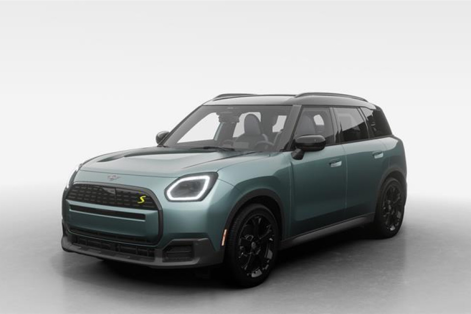 2025 MINI Countryman - Image 1
