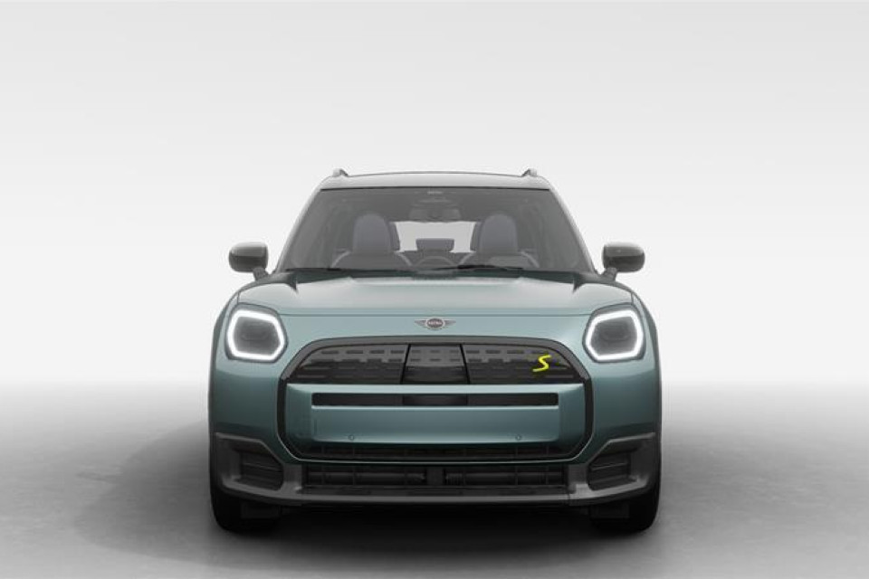 2025 MINI Countryman - Image 3