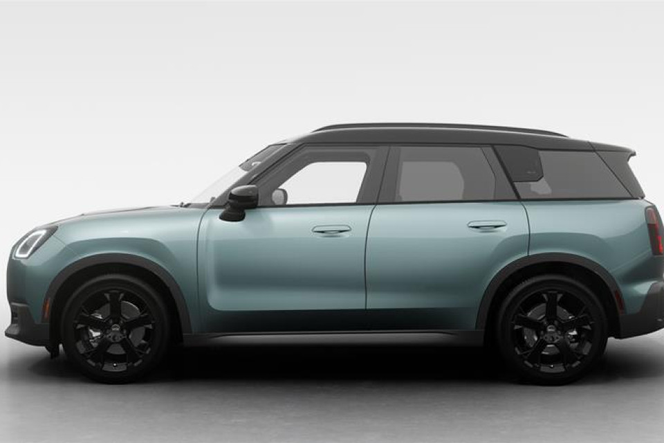 2025 MINI Countryman - Image 4